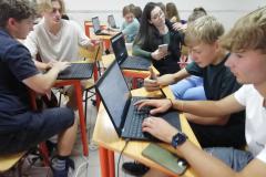 380482370_928616765608772_2056177615629496947_n